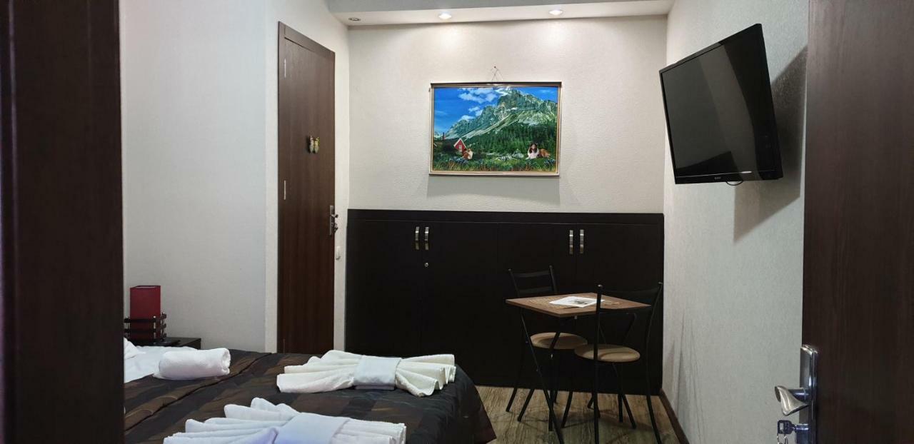 Nino'S Hotel On Tsamebuli Тбилиси Экстерьер фото